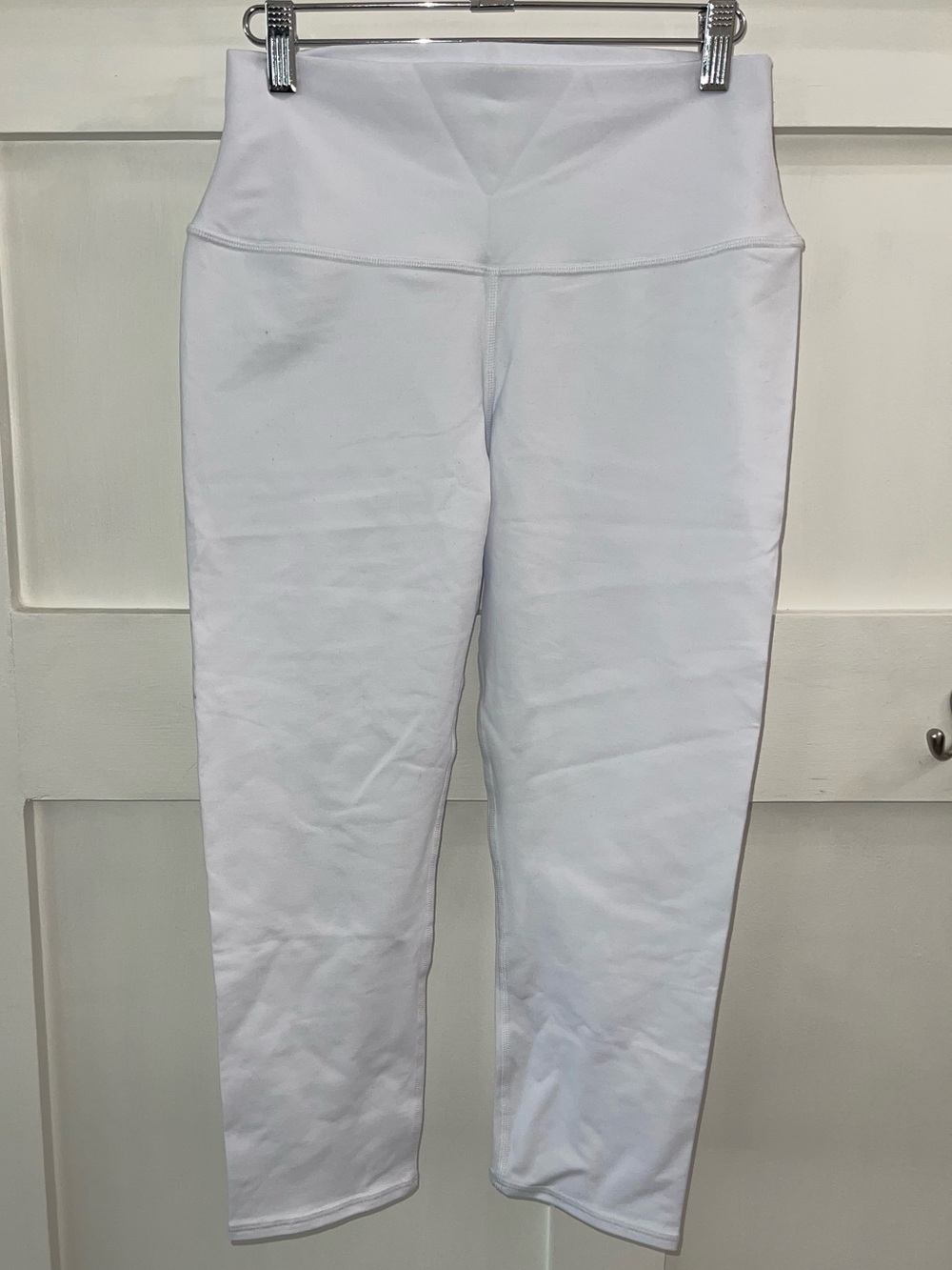 Alo Yoga White Airbrush High Rise Mesh Back Leg Line Leggings EUC Size Large